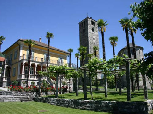18. Villa e Chiesa San Quirico